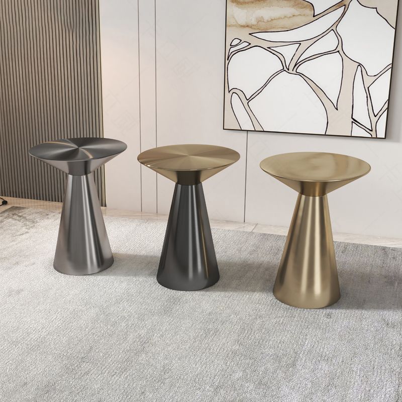 Tabella dell'estremità laterale in metallo Tavolo da estremità laterale minimalista per soggiorno