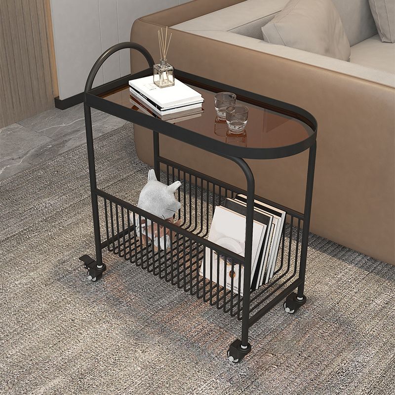 Table d'appoint en métal et en verre