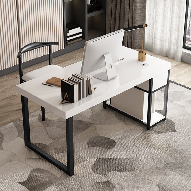 Witte eigentijdse stijl houten computerbureau rechthoekige kantoorbureau