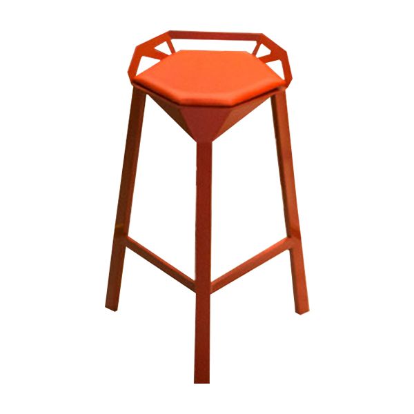 Modern Geometric Bar Stool Footrest Bristol Counter and Bar Stool with Iron Legs Clearhalo 'Bar Furniture' 'Bar Stools' 'bar_stools' 'furn' 'furn_bar_stools' 'furniture_bar_stools' 'Kitchen & Dining Furniture' 'kitchen&dining_furn' 'kitchen' 'kitchen_furn' Furniture' 1200x1200_22924498-e022-4776-86ce-1d11c6126ba1