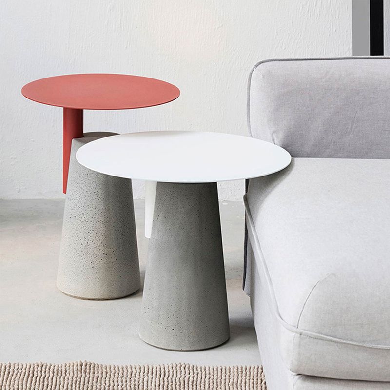 Pedestal Base Design Cocktail Table Metal Top Round Coffee Table Clearhalo 'Coffee & Accent Tables' 'End & Side Tables' 'end_side_table' 'end_side_tables' 'furn' 'furn_end_side_tables' 'Furniture' 'furniture_end_side_table' 'Living Room Furniture' 1200x1200_22c0643d-97ad-48fc-9d70-5f12af0f12a6