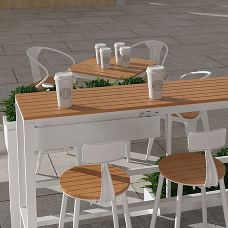 Modern Metal Trestle Bistro Bar Desk Rectangle Outdoor Footrest Bar Stool Table Clearhalo 'Bar Furniture' 'Bar Tables' 'bar_tables' 'Furniture' 'furniture_bar_tables' 'Kitchen & Dining Furniture' 'kitchen&dining_furn' 'kitchen' 1200x1200_231d479b-34ef-4791-a5ef-9e891500c617
