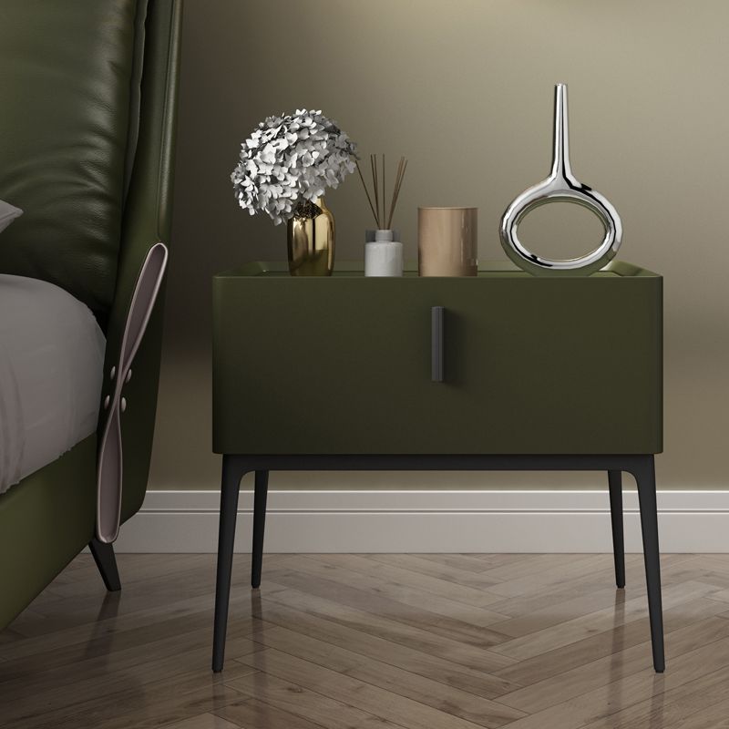 Table de nuit en bois moderne 18,8 "de nuit de haut avec 1 dessinateur