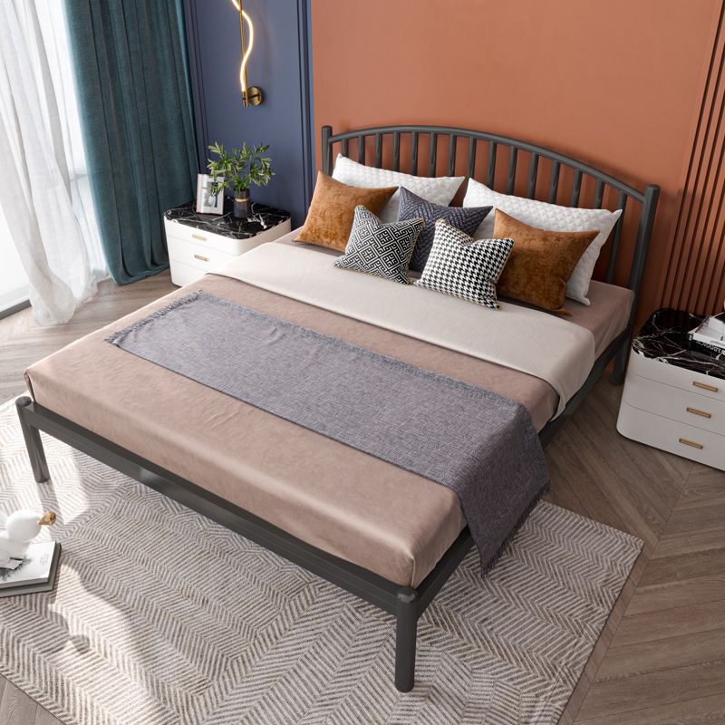 Queen Size Contemporary Metal Bed,40.15 " with Metal Legs Bed