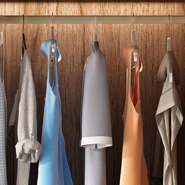 Armoire de rangement en bois de chambre