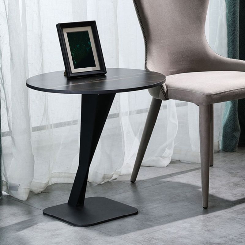 Pedestal Base Design Black Metal White/white Gold/black SLATE Top Round Side Table Clearhalo 'Coffee & Accent Tables' 'End & Side Tables' 'end_side_tables' 'furn' 'furn_end_side_tables' 'Furniture' 'Living Room Furniture' 1200x1200_240a0136-195d-41f9-bb81-78c8ca35ca82