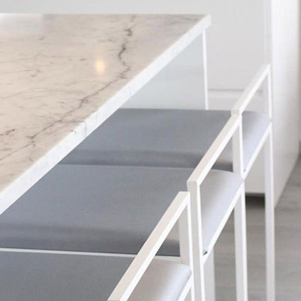 Taburete moderno de brazo sin brazo de respaldo Taburete de barra de cocina de hierro con cojín y pedal