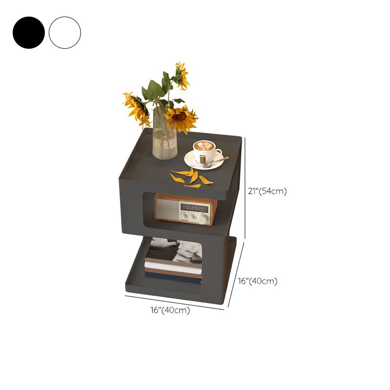 Tavolino laterale di accento modernistico Accento Squadra a doppio livello con deposito