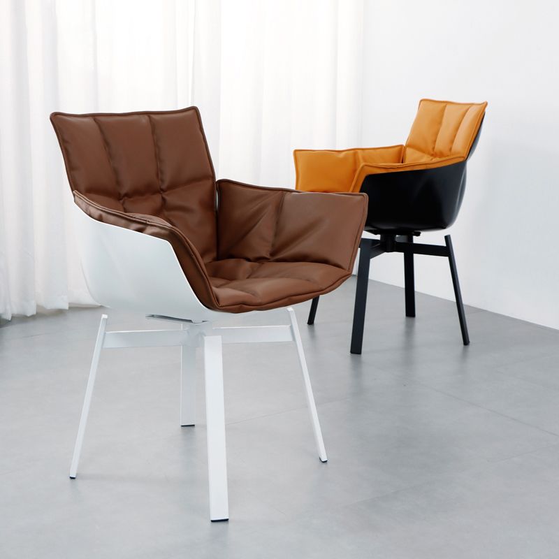24.41 "L x 24.41" W x 33.46 "H Moderne kussen achterste kussen Top Arms Chair voor woonkamer