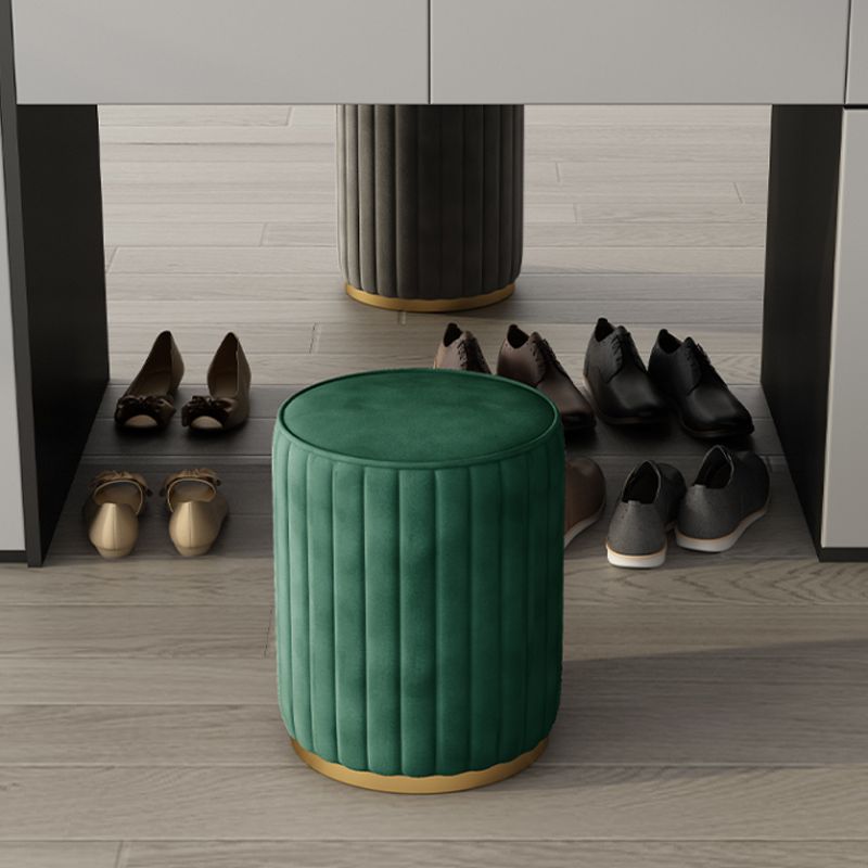 Gorgeous Round Ottoman Solid Color Stain Resistant Velvet Ottoman Stool Clearhalo 'furn' 'furn_ottomans_poufs' 'Furniture' 'Living Room Furniture' 'Ottomans & Poufs' 'ottomans_poufs' 1200x1200_255925f5-a640-4e49-bed0-e8f1e4c622f3