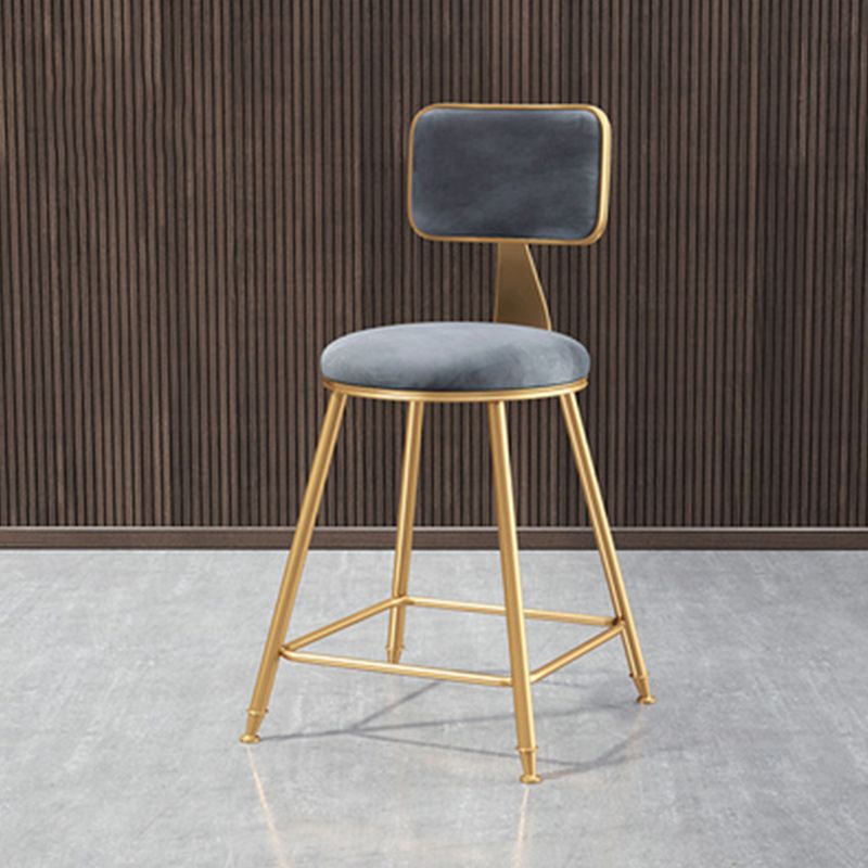 Noordse glamoureuze barkruk rond barkruk voor huis met metalen benen