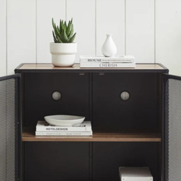 Armoire à plateaux de cuisine en bois d'armoire de serveur moderne avec rangement