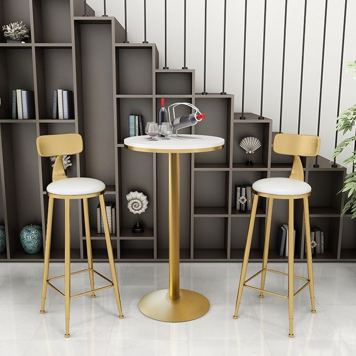 Modern Bar Dining Table Round and Square Bar Height Cocktail Table with Iron Base Clearhalo 'Bar Furniture' 'Bar Tables' 'bar_tables' 'furn' 'furn_bar_tables' 'Furniture' 'furniture_bar_tables' 'Kitchen & Dining Furniture' 'kitchen&dining_furn' 'kitchen' 1200x1200_25d77cdc-9b95-4c45-9b8d-8ff36f6ca3bf