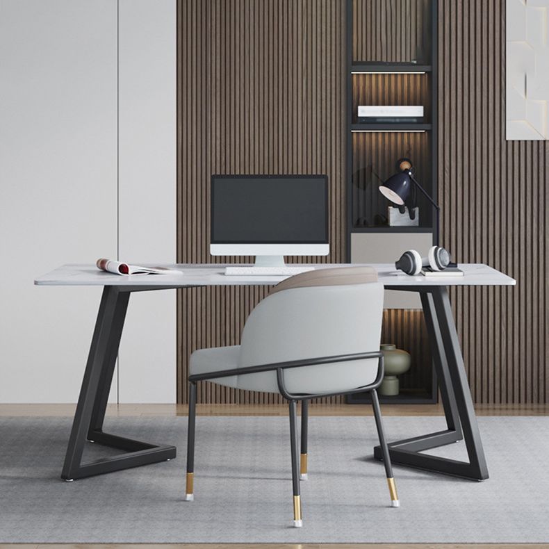 Escritorio de escritura de 29.5 "H escritorio de oficina contemporáneo con patas de metal