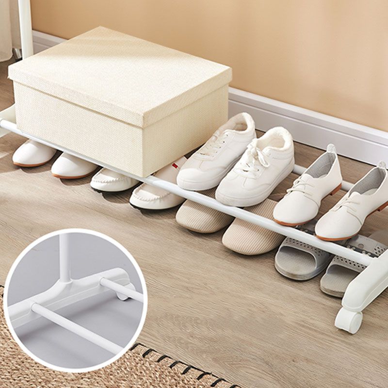 Ganci di metallo per alberi di ingresso contemporaneo non includevano alcun cappo