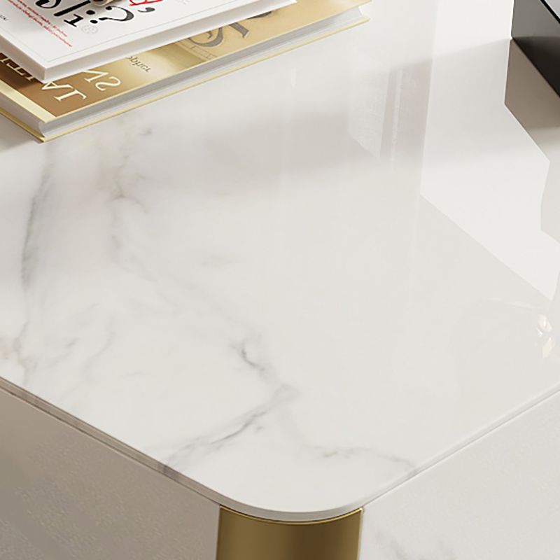 Escritorio de oficina rectangular en el hogar u oficina con escritorio de escritura base de metal