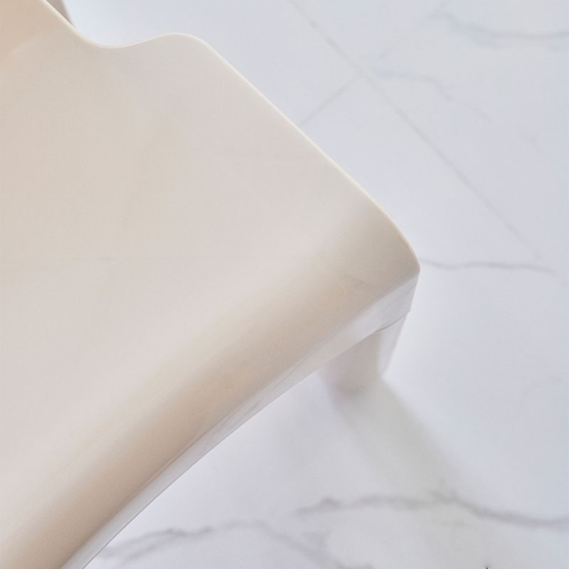 Moderne armloze eetkamerstoel Open Back Side Plastic Chair voor restaurant