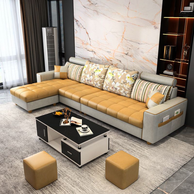 Scandinavo a 4 posti sezionale con deposito e bracci quadrati