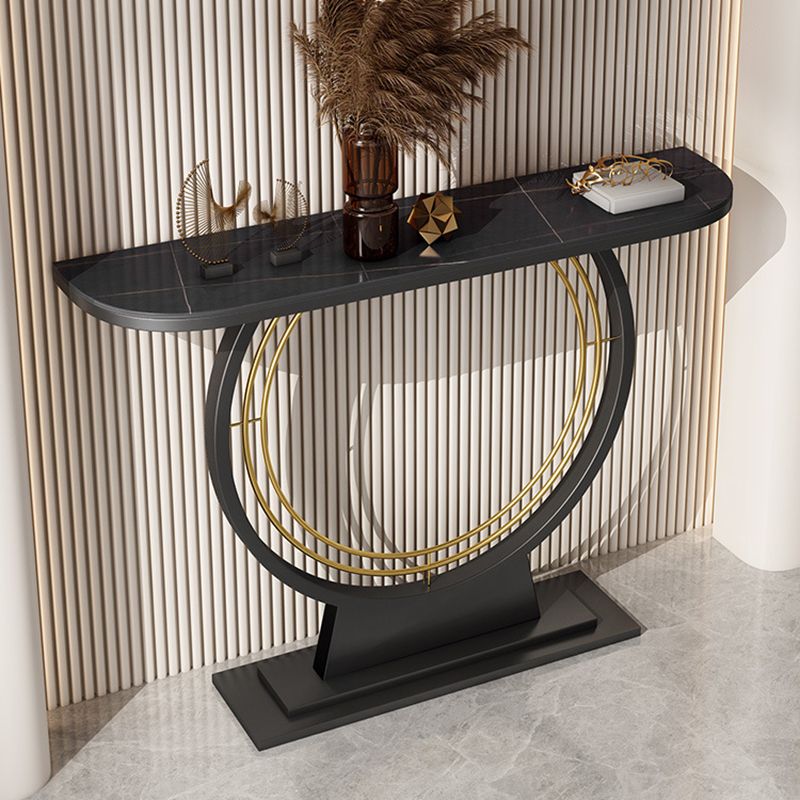 Tavolo da conole moderno con top mezza luna di pietra e base di piedistallo nero