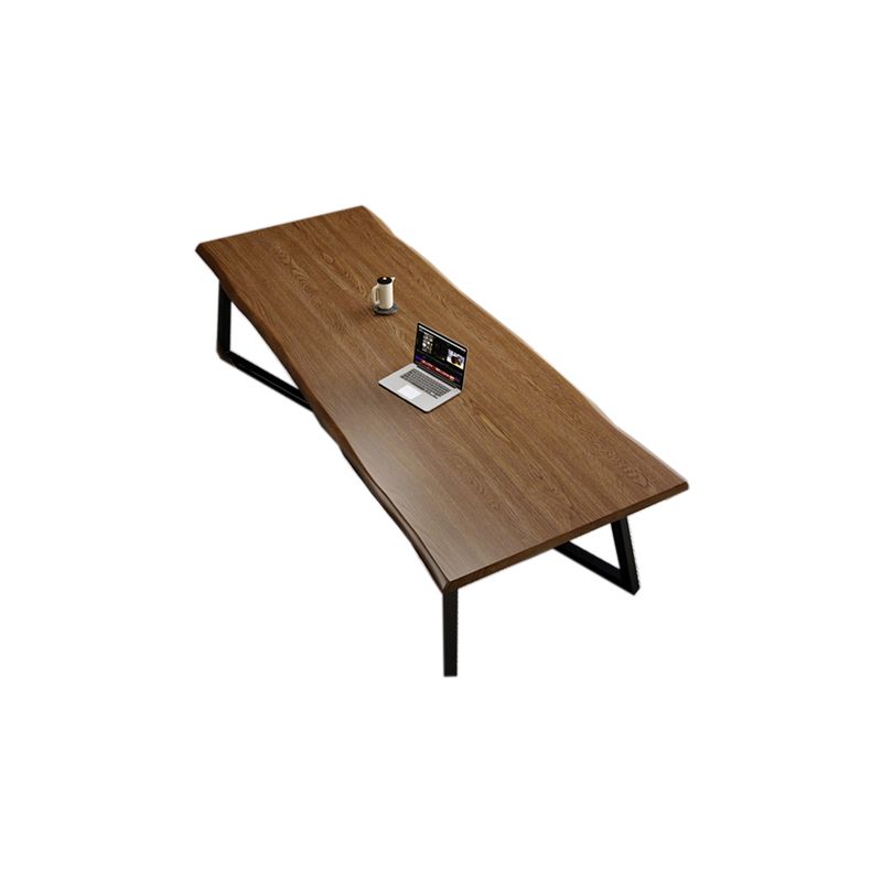 Bureau de bureau en bois massif contemporain 29,53 "Tableau d'écriture avec des jambes en fer
