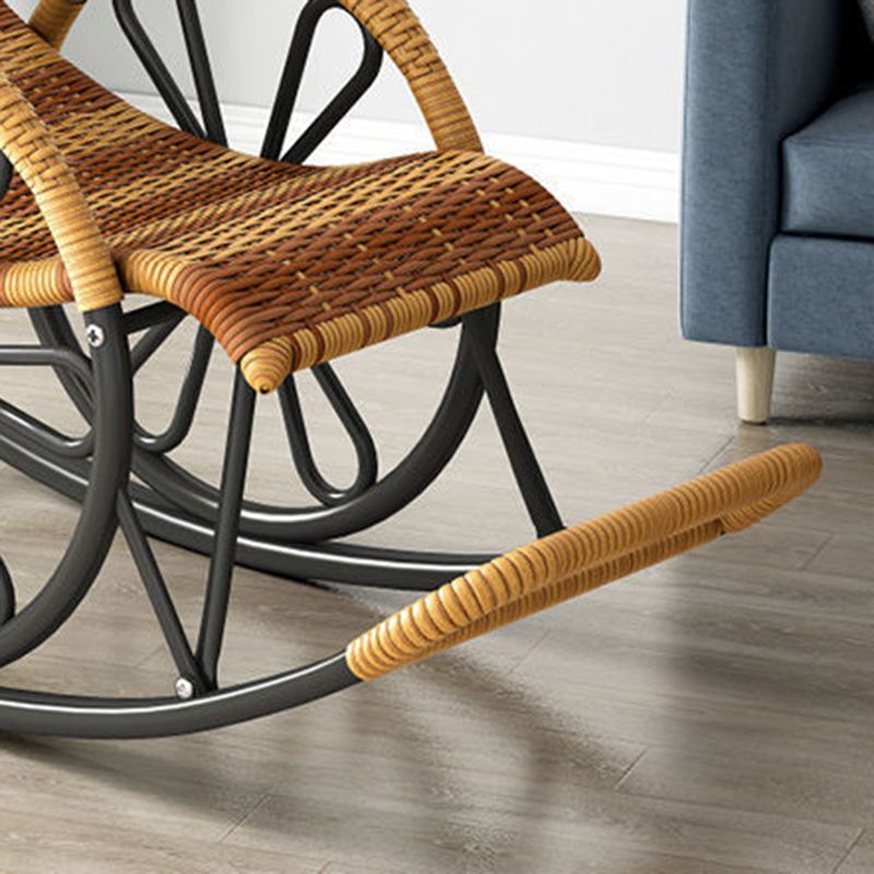 アイアンベースレジャーシングルチャイズレイジーチェアバルコニーリクライナーロッキングチェア