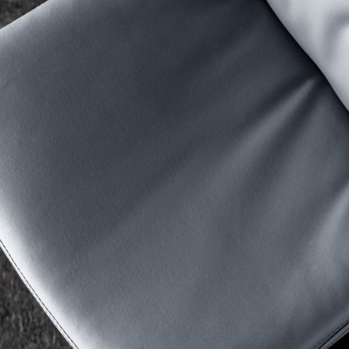 Scandinavian Metal Stool Faux Leather Upholstered Counter Stool in Matte Finish Clearhalo 'Bar Furniture' 'Bar Stools' 'bar_stools' 'furn' 'furn_bar_stools' 'Furniture' 'Kitchen & Dining Furniture' 1200x1200_26e7f35b-e6b5-4f65-bb9f-e7aef8d74089