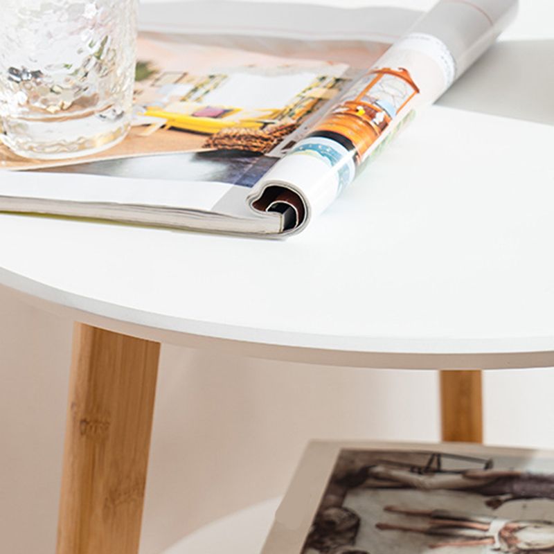 Tavolino contemporaneo a 3 gambe con tavolino a doppio livello