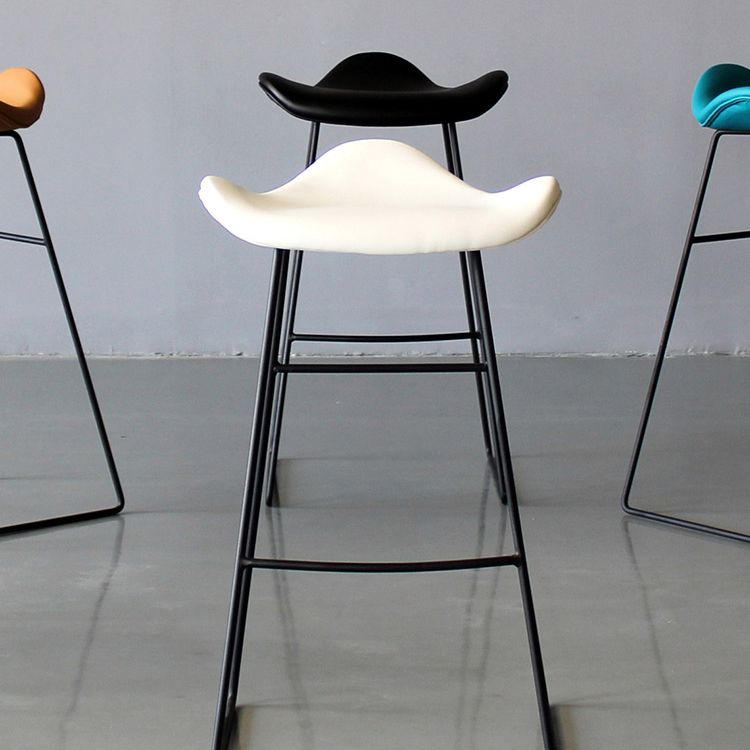 Black PU Leather Barstools Industrial Low Back Bristol Counter Stool with Saddle Seat Clearhalo 'Bar Furniture' 'Bar Stools' 'bar_stools' 'furniture_bar_stools' 'Kitchen & Dining Furniture' 'kitchen&dining_furn' 'kitchen' 'kitchen_furn' Furniture' 1200x1200_27249cab-e3c2-4837-863e-a392b994dec3