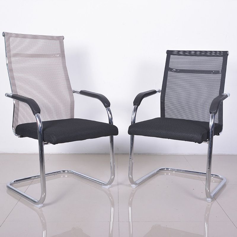 Chaise de bureau en acier noir moderne avec chaise de bureau à domicile au milieu du dos et à l'arrière haut