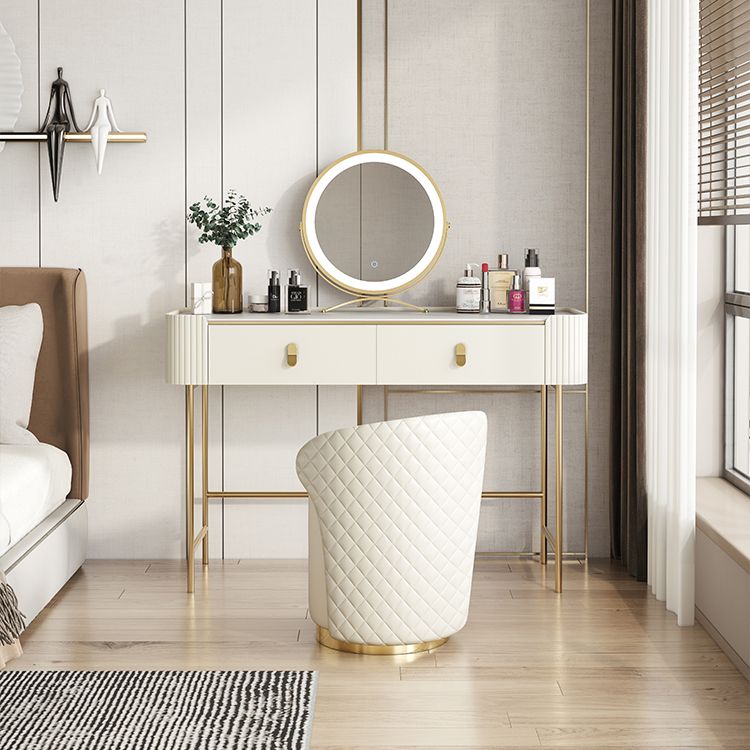 スレートトップ、ベージュバニティドレッシングテーブル付きのグラスメイクカウンター