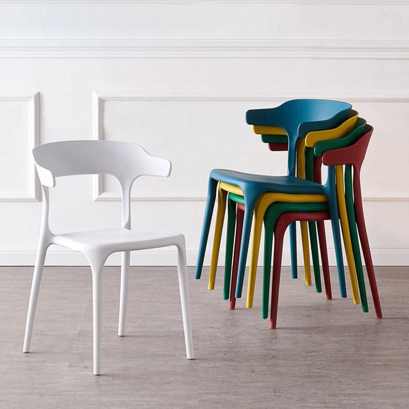 Chaises de salle à manger à dos ouvert empilables