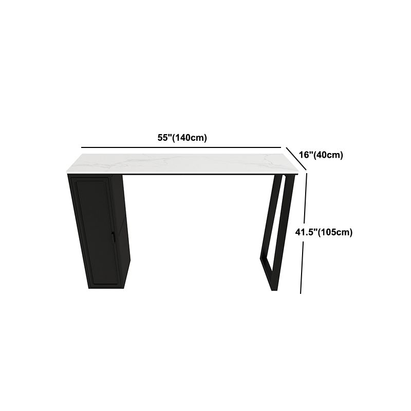 Tavolo da bar in pietra tradizionale tavolo da bar rettangolo di lusso con base in slitta in nero
