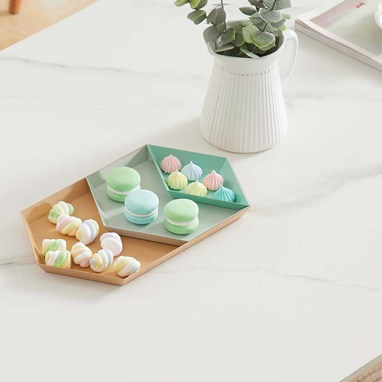 Eettafel uit het midden van de eeuw met essenhouten frame en witte stenen tafel