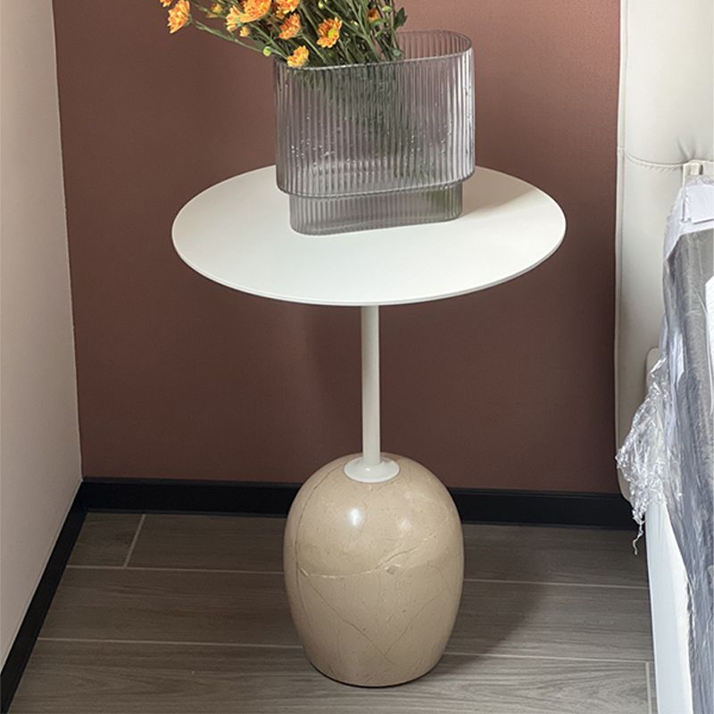 Pedestal Round Side Table Mid-Century Metal Sofa Corner Table Clearhalo 'Coffee & Accent Tables' 'End & Side Tables' 'end_side_tables' 'furn' 'furn_end_side_tables' 'Furniture' 'Living Room Furniture' 1200x1200_28935742-40ec-410e-ba0b-07ca89b227f1