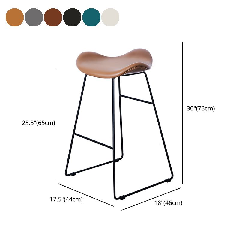 Industrial Style Metal Bar-stool Bucket Seat Sled Legs Counter Stool for Kitchen Bar Clearhalo 'Bar Furniture' 'Bar Stools' 'bar_stools' 'furn' 'furn_bar_stools' 'furniture_bar_stools' 'Kitchen & Dining Furniture' 'kitchen&dining_furn' 'kitchen' 'kitchen_furn' Furniture' 1200x1200_28bb0b9f-703d-4f7a-81c5-c18096ec6e4b