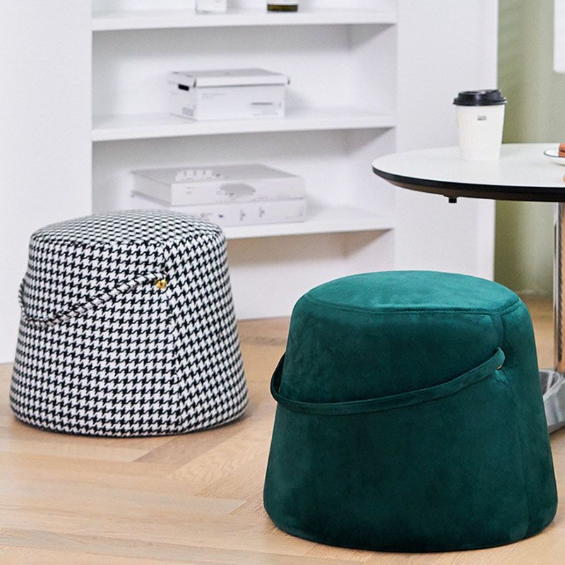 Solid Color Fabric Standard Stool Modern Style Simple Round Stool Clearhalo 'furn' 'furn_ottomans_poufs' 'Furniture' 'Living Room Furniture' 'Ottomans & Poufs' 'ottomans_poufs' 1200x1200_28ce3866-f9d4-405a-97e4-6f6862447955