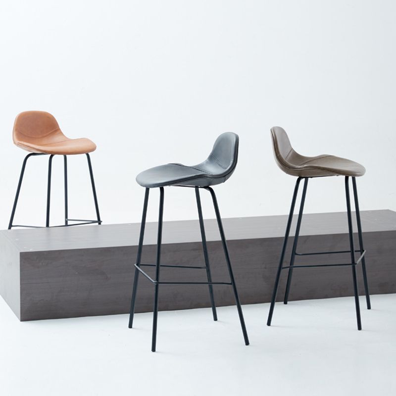 Taburete de bar moderno con respaldo, taburete de hierro con cojín de cuero para comedor