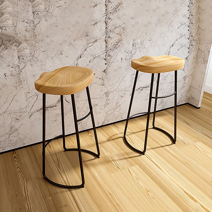 Contemporary Oval Counter Stools Armless Wood Indoor Bar Stool with Iron Base Clearhalo 'Bar Furniture' 'Bar Stools' 'bar_stools' 'furn' 'furn_bar_stools' 'furniture_bar_stools' 'Kitchen & Dining Furniture' 'kitchen&dining_furn' 'kitchen' 'kitchen_furn' Furniture' 1200x1200_28ee906d-b875-41ed-8cbd-0d3aad48e307