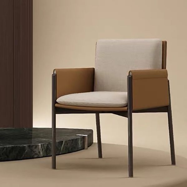 Frame di metallo nero moderno sedia da pranzo con braccia finitura opaca sedia sidrow side