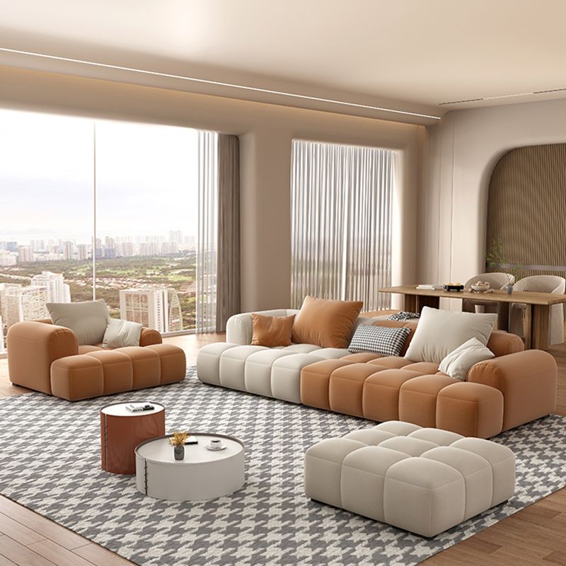 Eingebrauchtes Armsofa zeitgenössischer L -Kunstleder -Sofa mit Kissen