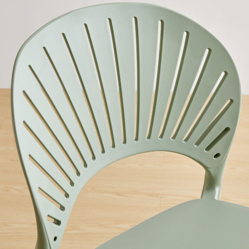 Sgabello contropiede in plastica in plastica in plastica in plastica in plastica contemporanea in finitura opaca per interno