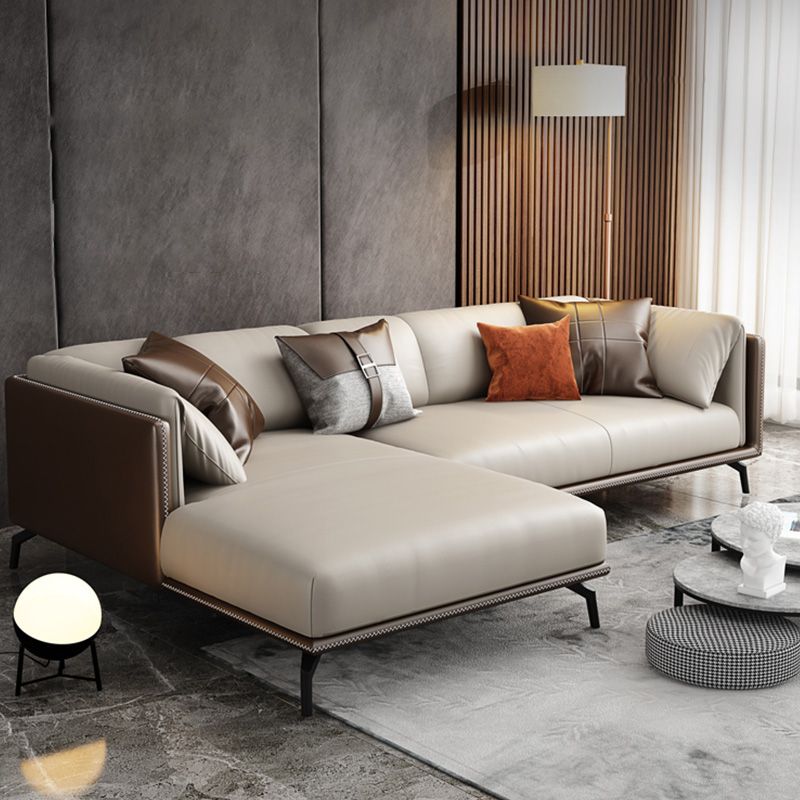 Echtes Ledertuxedo -Armsofa zeitgenössisches braunes Sofa mit Kissen