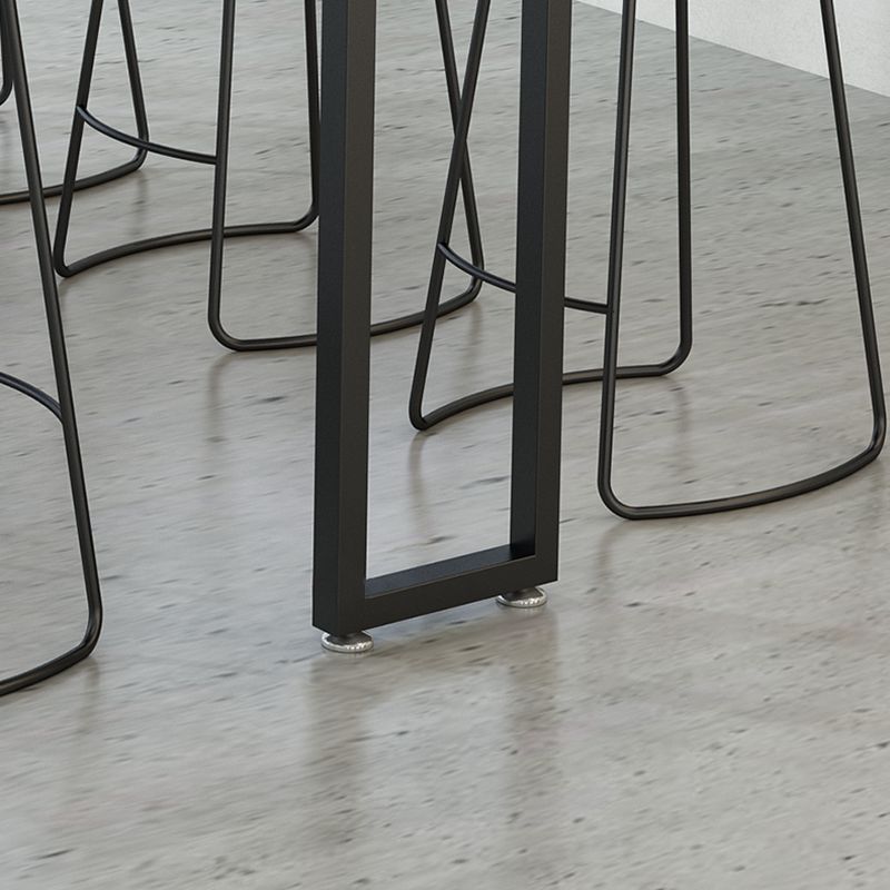 Rechteckiger Bartisch mit schwarzen Beinen und Metallsockel, Bistro-Bartisch für das Esszimmer