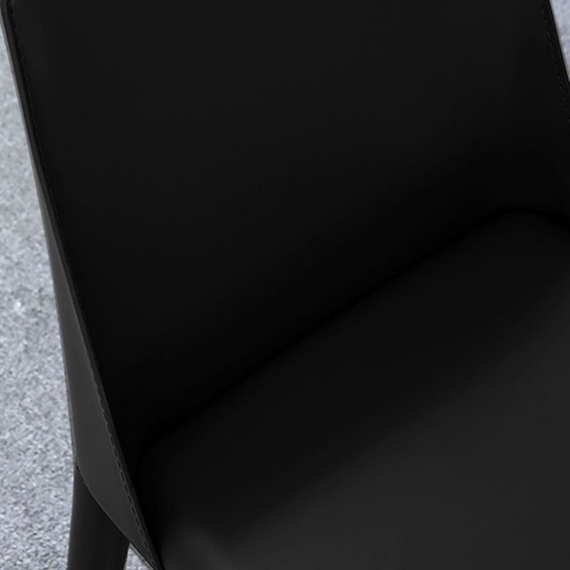 Moderne eenvoudige zijstoel faux lederen kant eetkamerstoel voor woonkamer