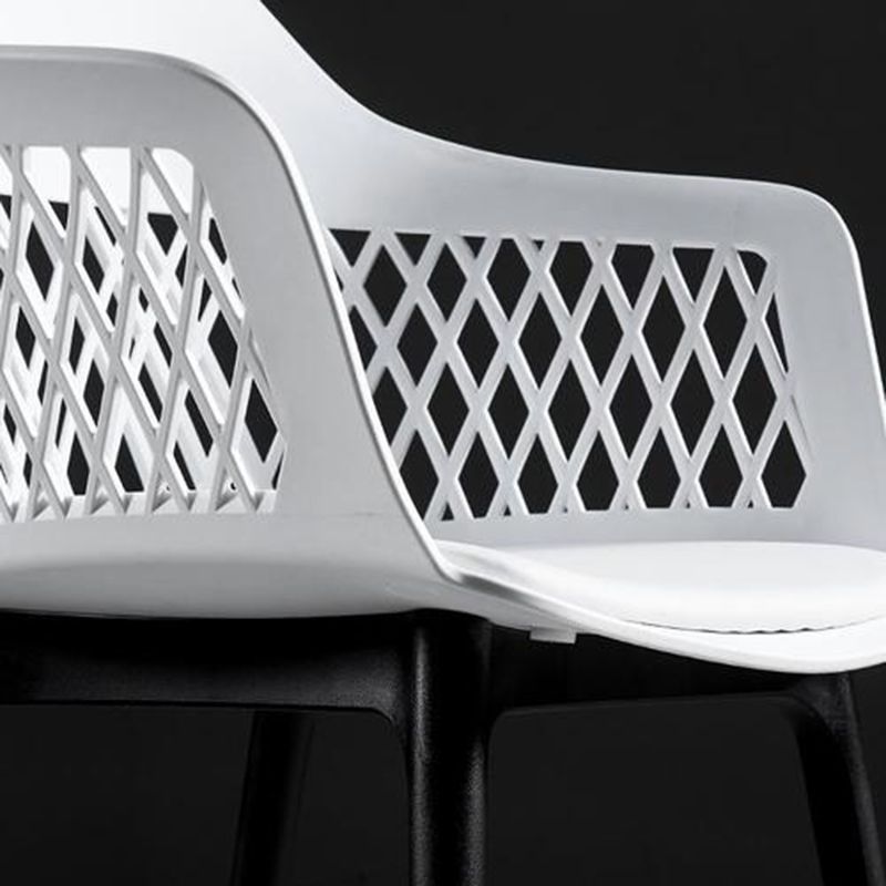 Contemporary Metal Indoor-Outdoor Room Armchair Open Back Chair Clearhalo ' kitchen&dining_furn' 'Dining Chairs' 'Dining Tables & Seating' 'dining_chair' 'furn' 'furn_dining_chair' 'Furniture' 'furniture_dining_chair' 'Kitchen & Dining Furniture' 'kitchen' 1200x1200_2a5c3397-d99a-4f84-9ee1-6b7f73099487