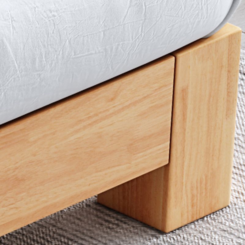 Letto in legno massiccio scandinavo senza testiera e letto a pedana