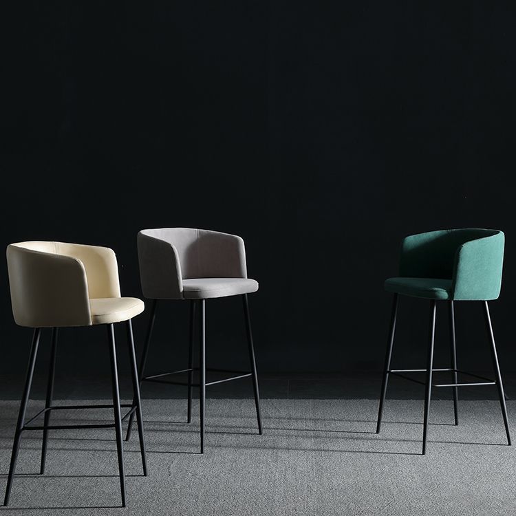 Taburete de bar moderno, taburetes de bar con respaldo de cuero para comedor con patas de metal