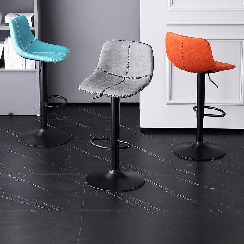 Contemporary Adjustable Bar and Counter Stool Low Back Stool with Black Base Clearhalo 'Bar Furniture' 'Bar Stools' 'bar_stools' 'furn' 'furn_bar_stools' 'furniture_bar_stools' 'Kitchen & Dining Furniture' 'kitchen&dining_furn' 'kitchen' 'kitchen_furn' Furniture' 1200x1200_2a934fd8-e8c9-496a-aaaa-df13a33e63eb