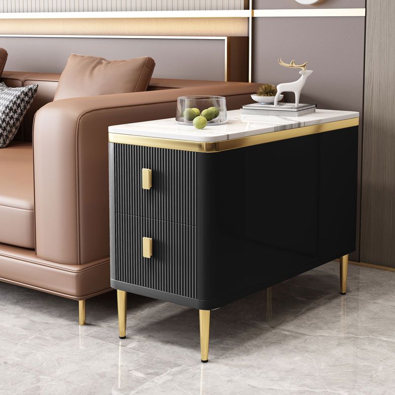 23,6 "hoher moderner Seitentisch Holz 4 Beine rechteckige Faux Marmor Top End Table