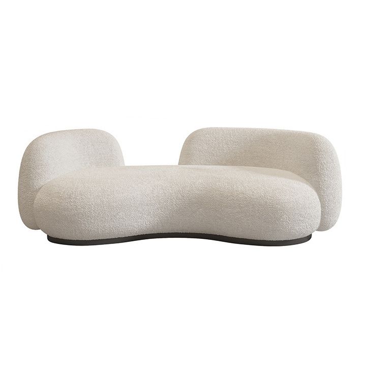 白いリビングルームのためにタイトな背中を備えたモダンウールの湾曲したソファ